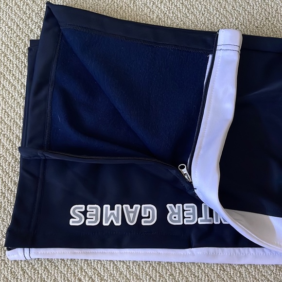 Vancouver 2010 Olympics Elevate Track Pants (NWT size S) - Picture 6 of 7